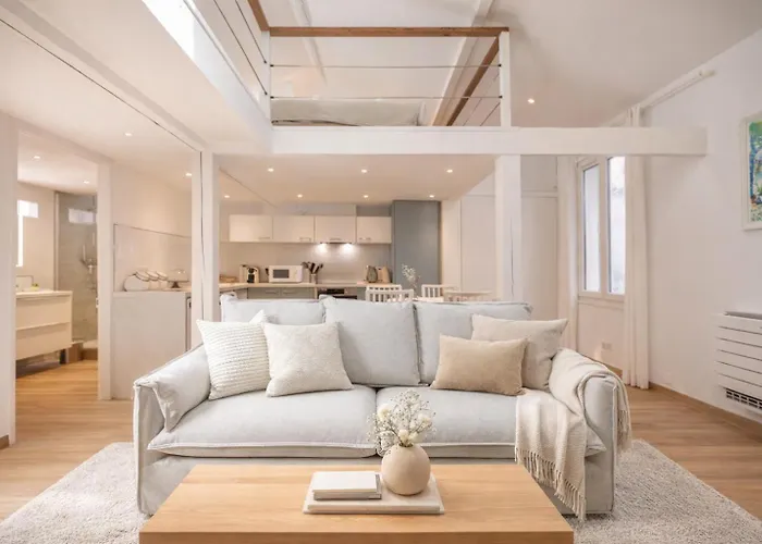 דירה Les Palmiers, Center, Walk To Beach, Ac, Wifi